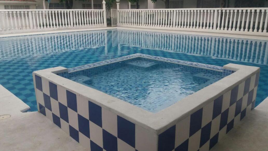 Alquiler Cabana Мелгар Екстериор снимка